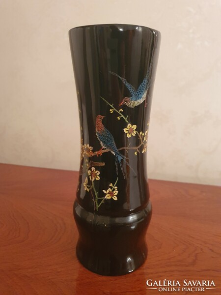 Black lacquered wood with old mother-of-pearl inlay, vase with a bird motif, 24 cm