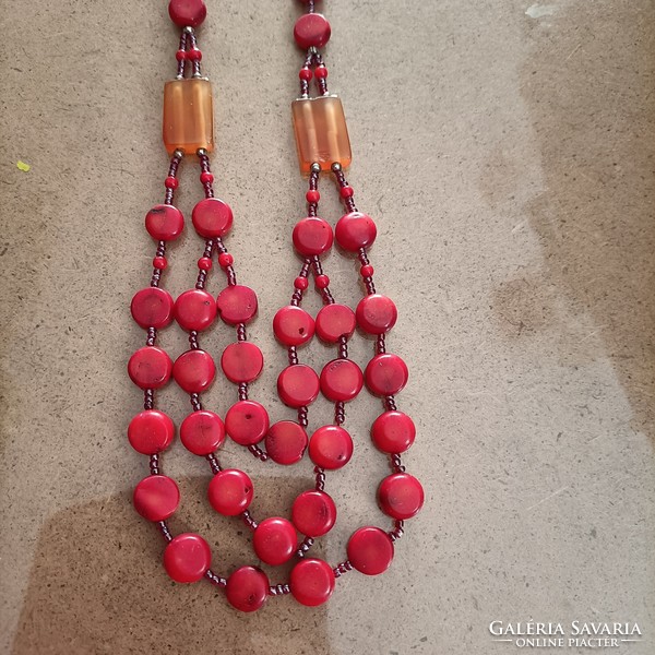 Coral? Necklace with amber