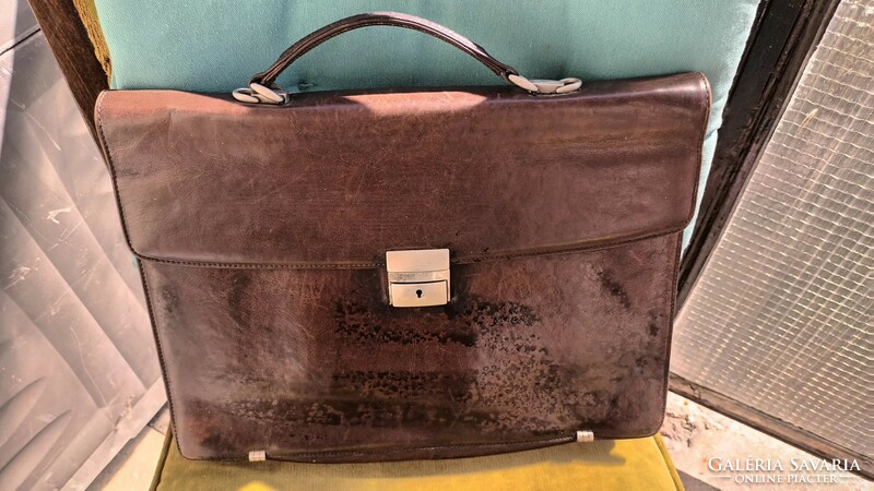 Gion leather briefcase