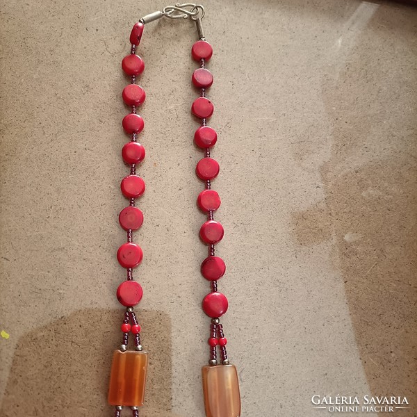 Coral? Necklace with amber