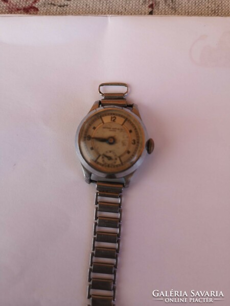 Lusina women's wristwatch
