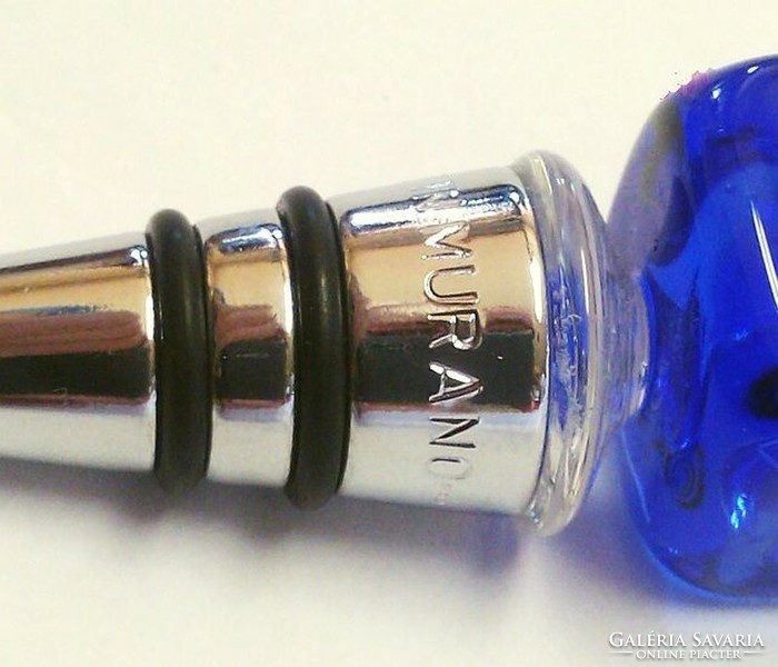 Aroma-sealing bottle stopper with Murano patterned glass headpiece, in perfect condition