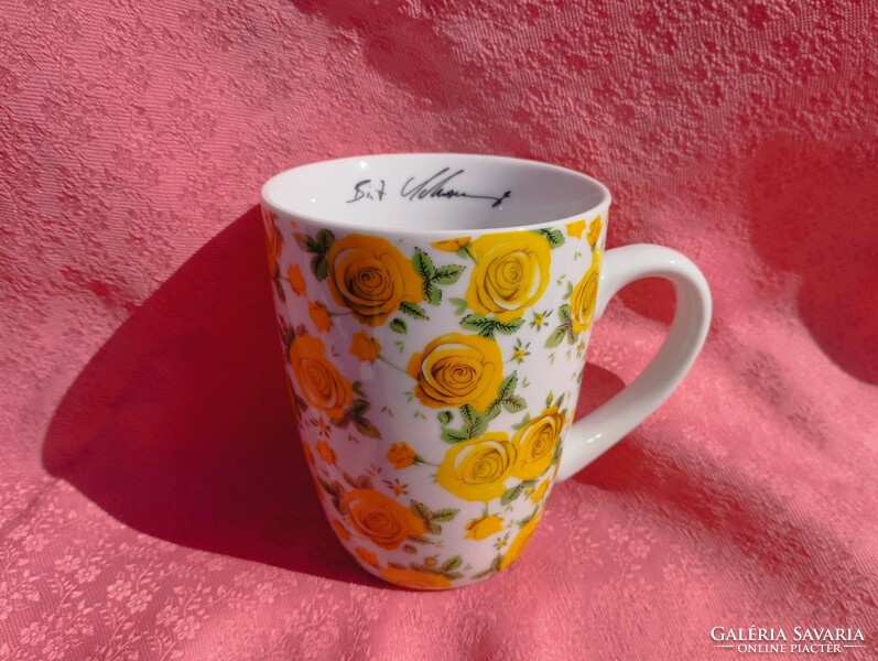 Sárga rózsás porcelán csésze, csupor, bögre