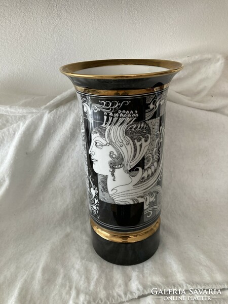 Hollóháza Saxon endre porcelain vase / with gilded decor