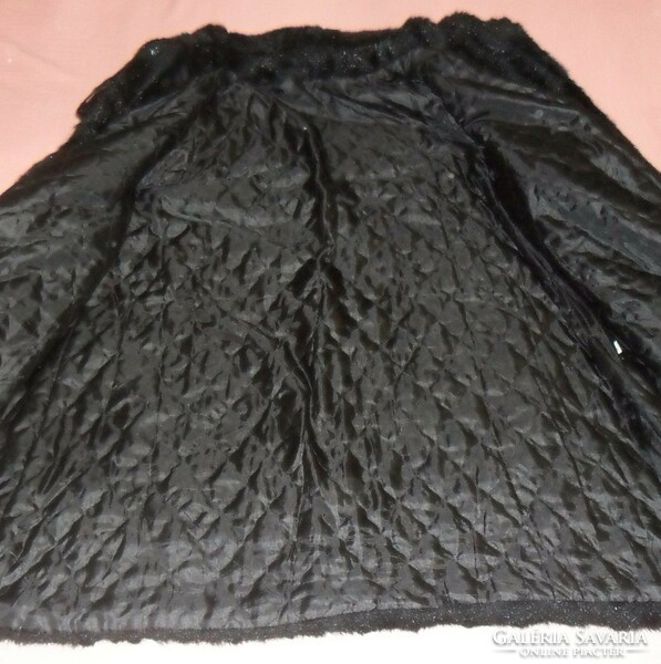 The lined very nice black faux fur coat xl-xxl