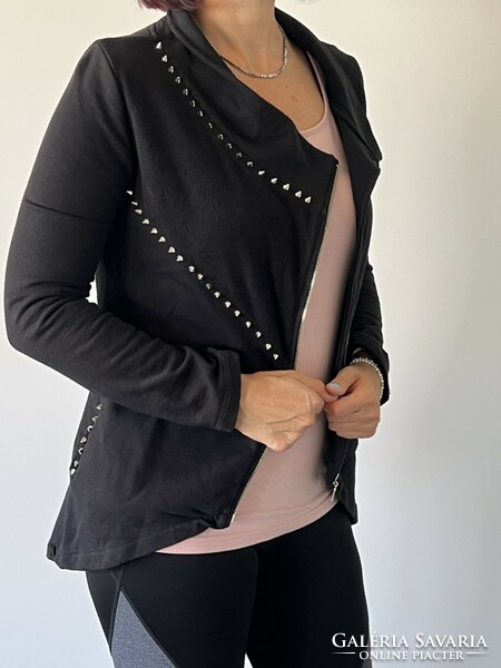 Black zipper top with studs, small jacket 38-40
