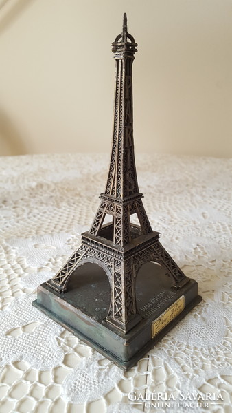 Bronzed metal Eiffel Tower with Paris inscription 21cm.