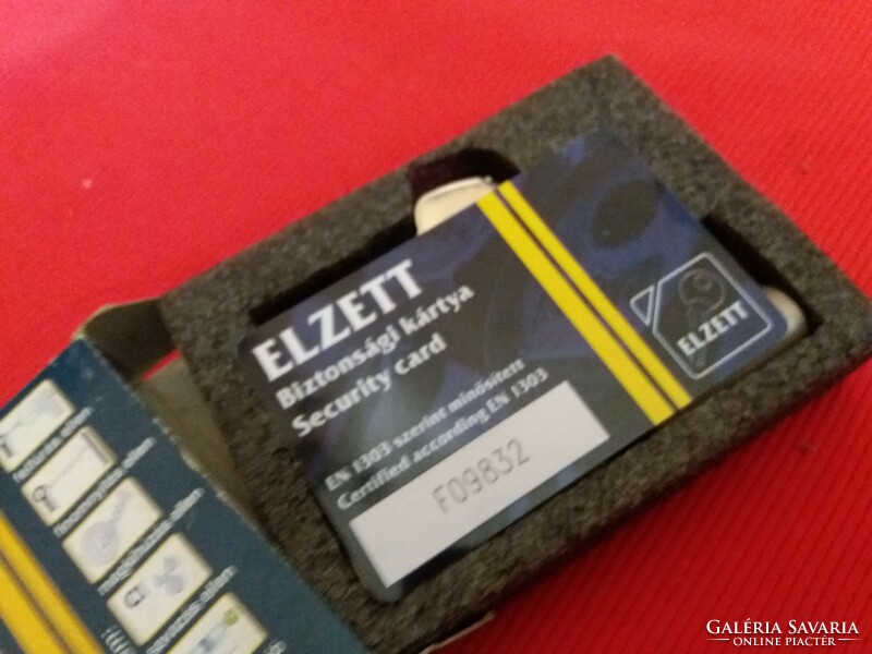 Elzett 961 x - 11 security lock insert with magnetic lock with 3 keys with magnetic card as shown in pictures
