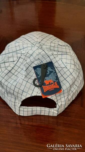 Men's Lonsdale baseball cap with original label