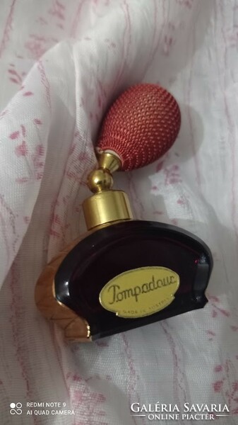 Pompadour antik osztrák parfümösüveg, pumpás aranyozott kristály illatszer fújó