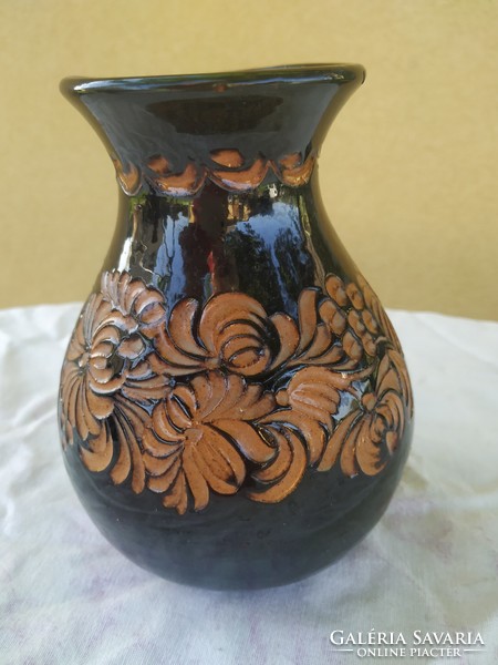 Ceramic vase for sale! Beautiful, glazed ceramic vase / marked ks/ for sale! 15 Cm