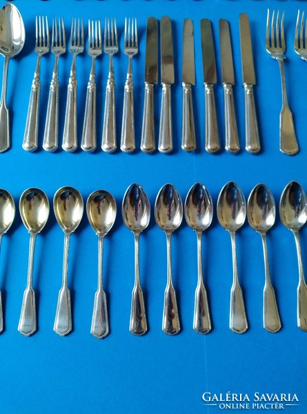 The silver 6-person cutlery set was a 95-piece bachruch antal Buda castle set