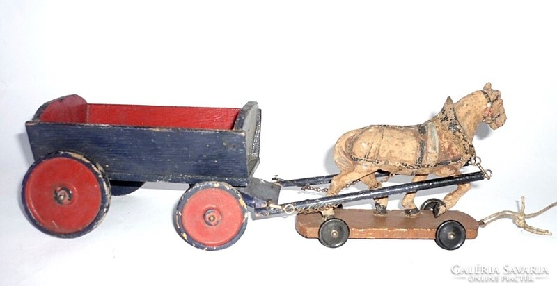 Antique roller v. Pulling toy, cart, cart with horse