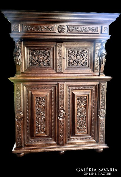 Renaissance style cabinet cabinet