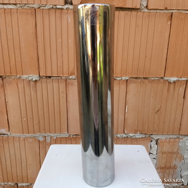 Modern ezüst színű váza Sandra Rich design.  Alkudható