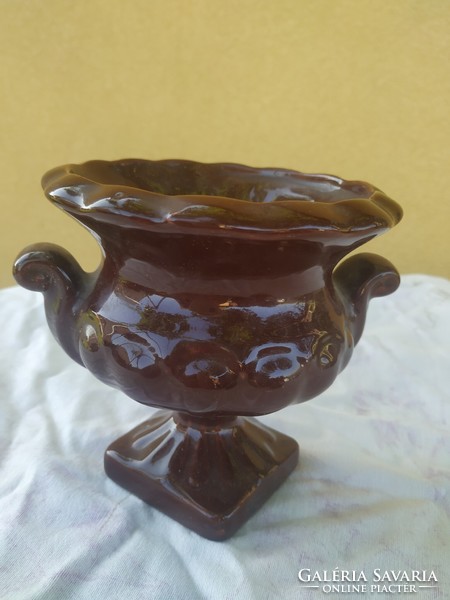 Ceramic pot for sale!