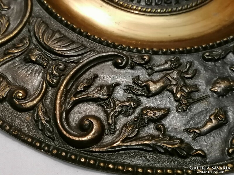 Bronze wall bowl, hunting, 23 cm, 1032 grams