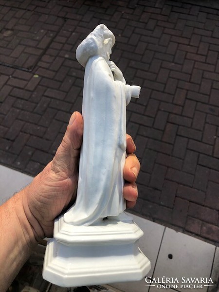 Porcelain statue, depiction of Moses, 22 cm in size.