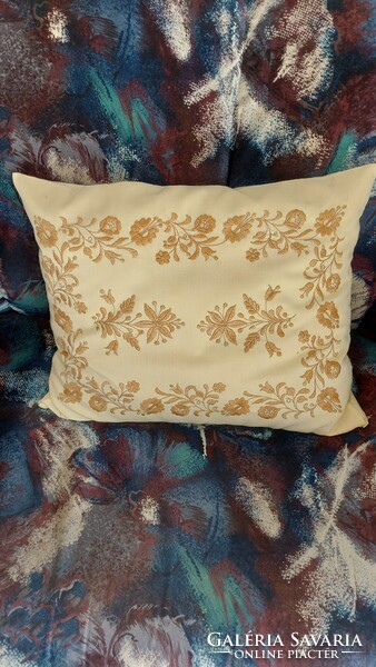 Beautiful, embroidered feather pillows small pillows plus a gift embroidered small pillow cover!