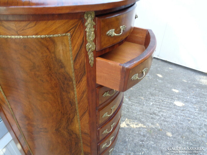 A seven-drawer chest of drawers