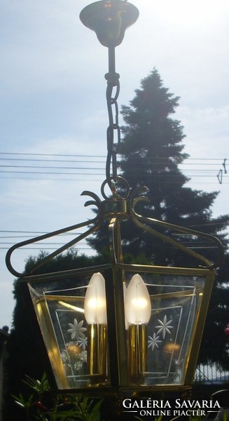 Polished glass chandelier with 3 burners