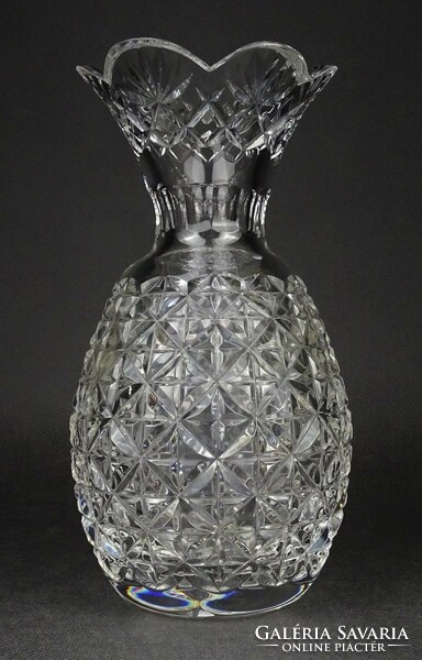 1O234 Ananász alakú csiszolt kristály váza 21 cm
