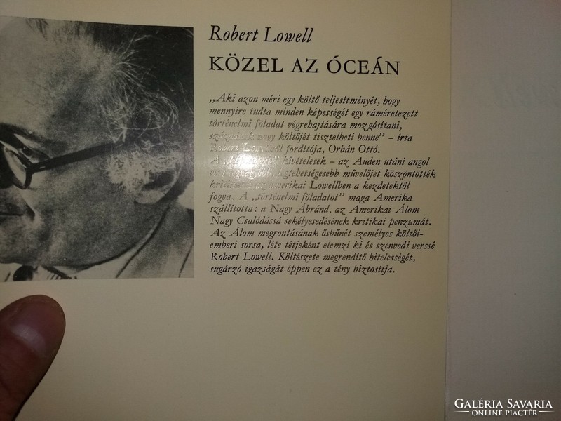 1972. Robert Lowell : Közel az óceán verses kötet könyv Európa Könyvkiadó
