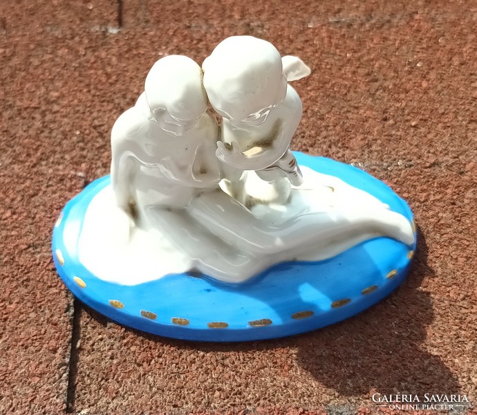 Német porcelán art deco szobor figura - Meztelen nő puttóval