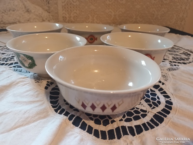 Nice and cheap! 5+1 retro porcelain compote and salad bowls for sale!