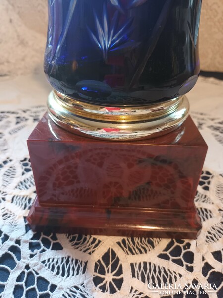 Nice and cheap! Beautiful old lead crystal blue vase on pedestal for sale!