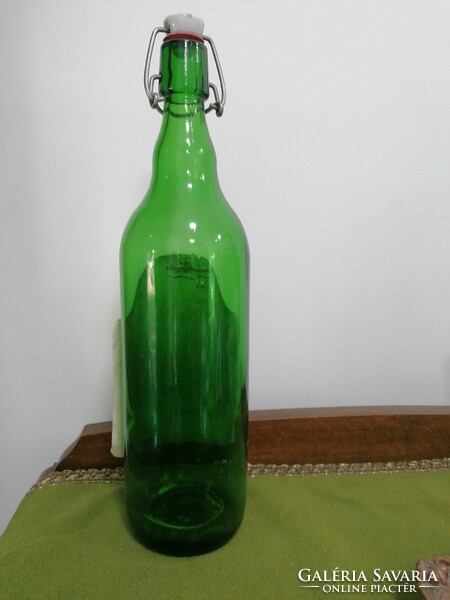 Régi sörös csatos üveg