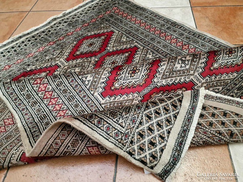 Pakistani yamud hand-knotted 125x180 cm woolen Persian rug z26