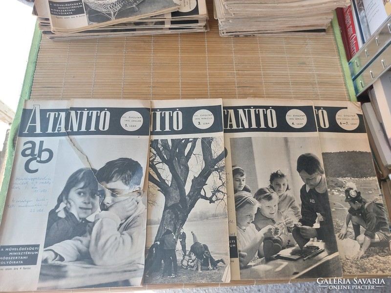 "A tanító munkája" és "A tanító" című újságok 102 példánya 1964-1979-ig. 24900.-Ft