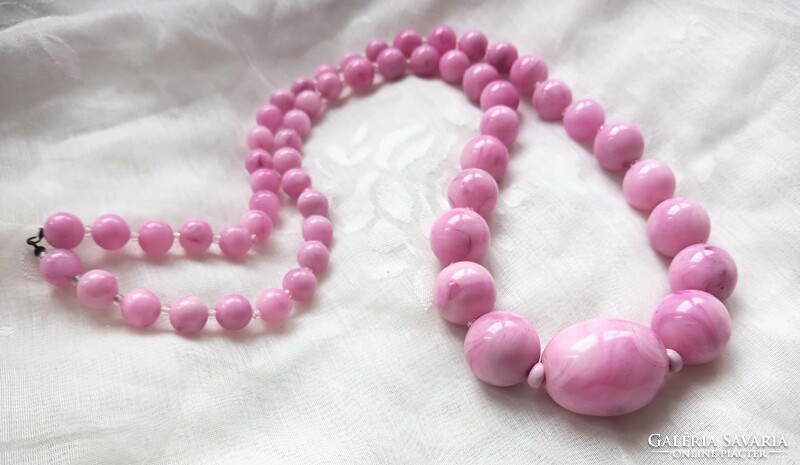 Retro pink string of pearl necklace 76cm