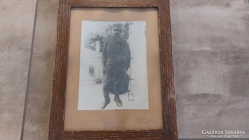 (K) old military photo with 30x38 cm frame