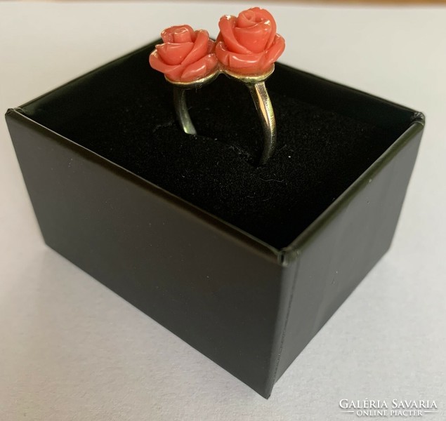 Silver ring with double rose