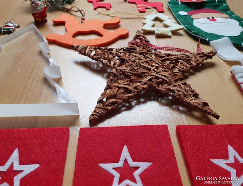 Karácsonyi dekoráció kellék dísz mikulás hóember rénszarvas fenyőfa csillag