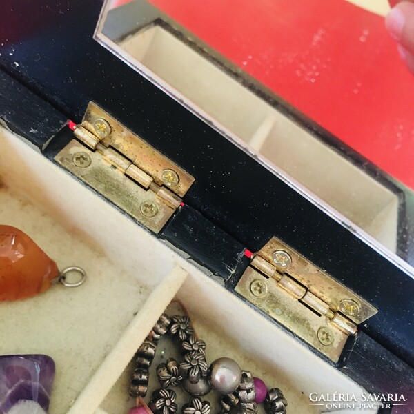 Wooden box jewelry box