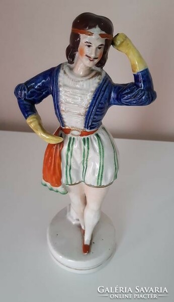 Beautiful Staffordshire figure