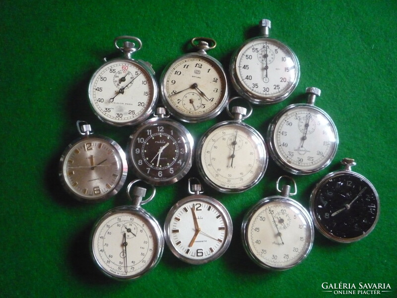 Stopwatches, pocket watches for spare parts.