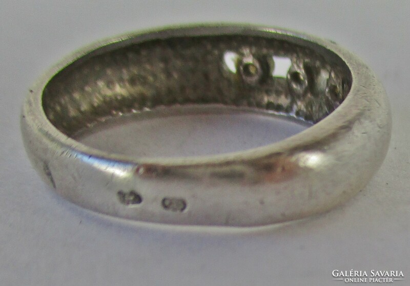 Szép pici fehér köves ezüst gyűrű