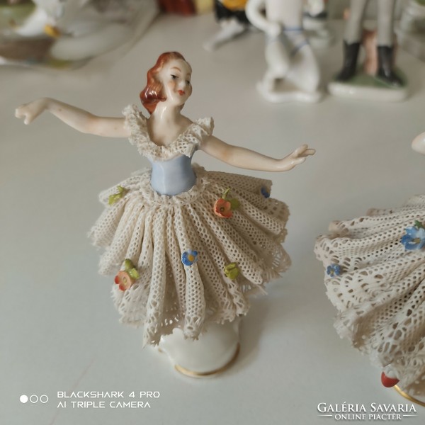 Tiny porcelain ballerinas
