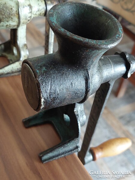 Poppy grinder is a cast iron eternal piece for every kitchen :)