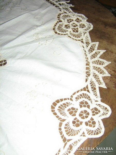 Dreamy ecru floral hand embroidered sewn round lace tablecloth