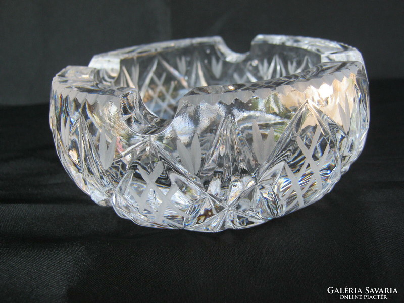 Crystal glass ashtray ashtray heavy piece