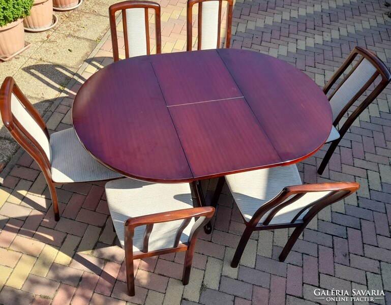 Dining set