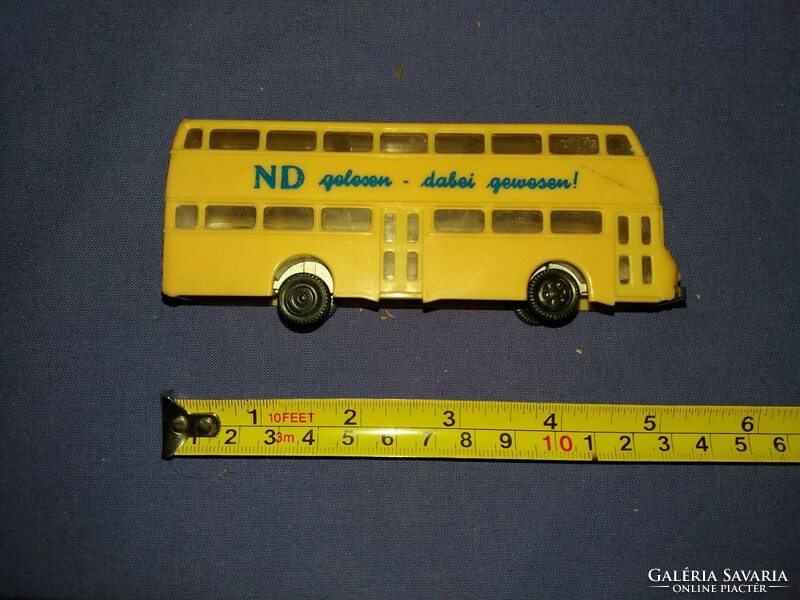 Old traffic goods, bazaar goods, plastic double-decker bus, metal sheet chassis, toy car, flawless according to the pictures