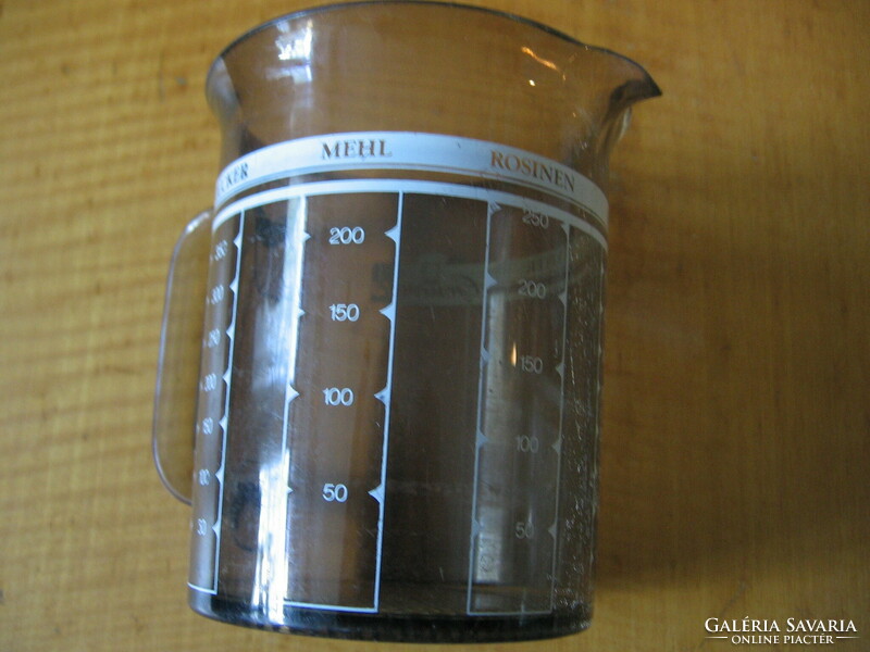 Retro smoke colored plastic gourmet measuring cup, measuring jug