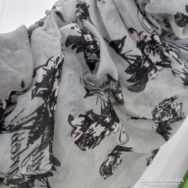 Large polyester scarf