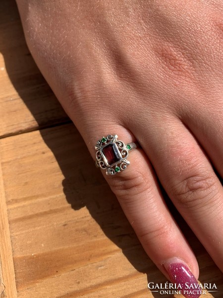 Women's silver ring with red and green stones